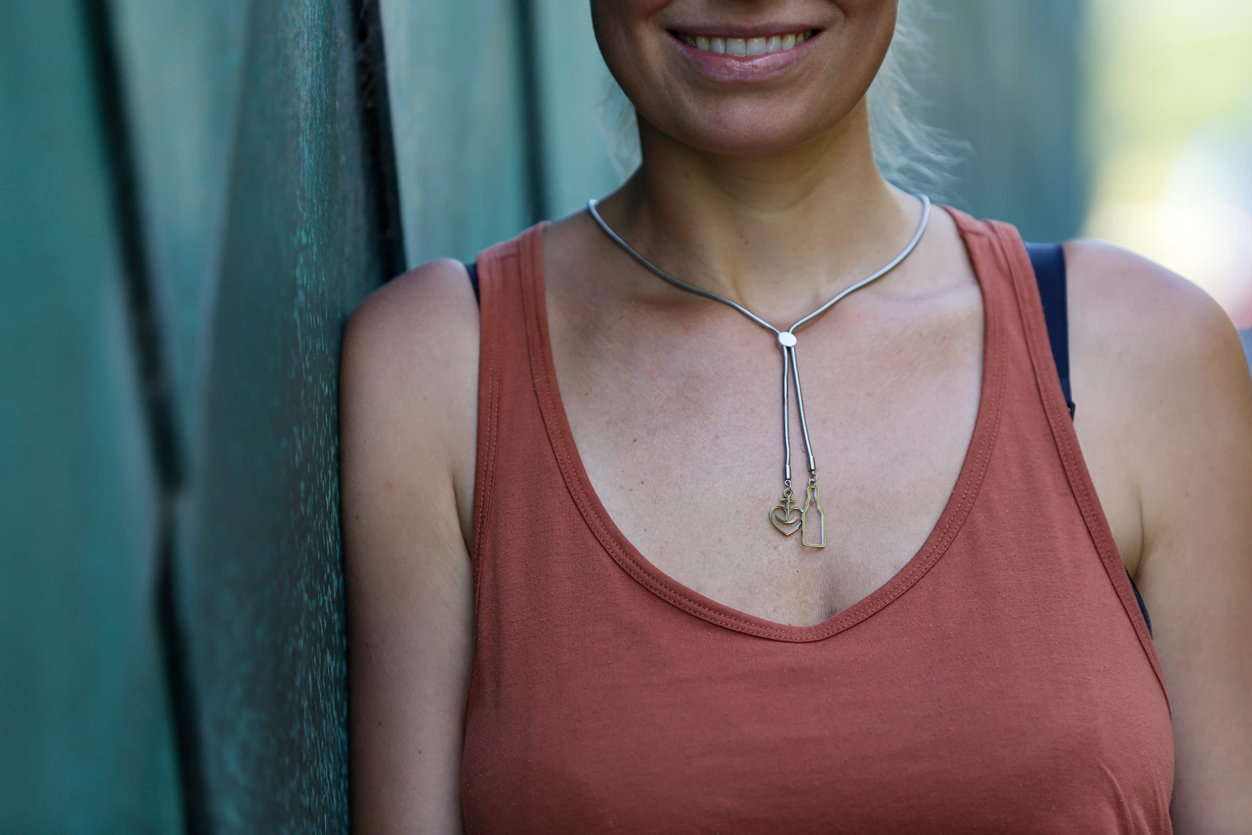 astra-knolle-y-halskette-y-necklace-edelstahl-damen image 3