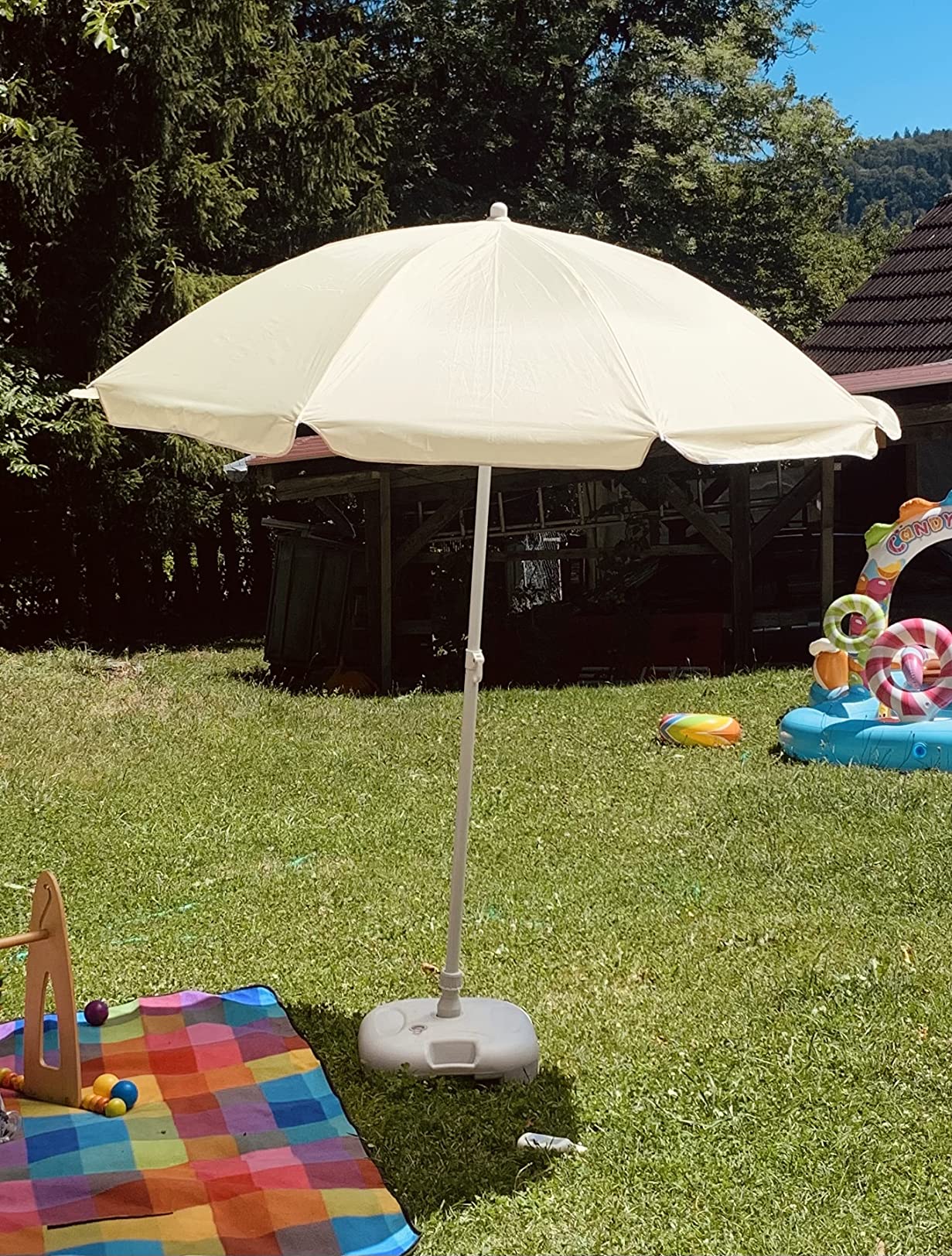 Schöner Schatten für den Balkon