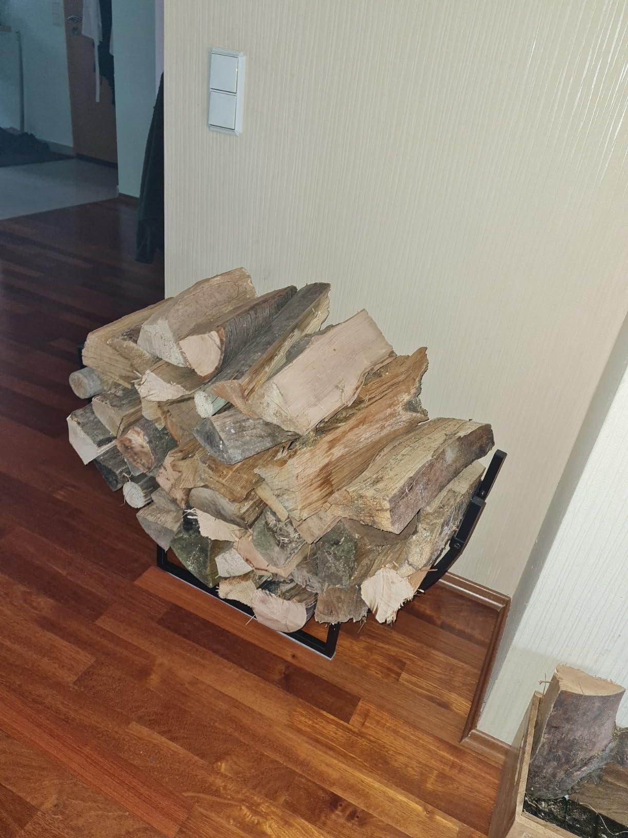 Passt perfekt neben den Kamin