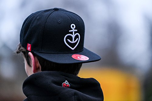 astra-snapback-cap-herzanker-schwarz-basecap-unisex-damen-herren image 4