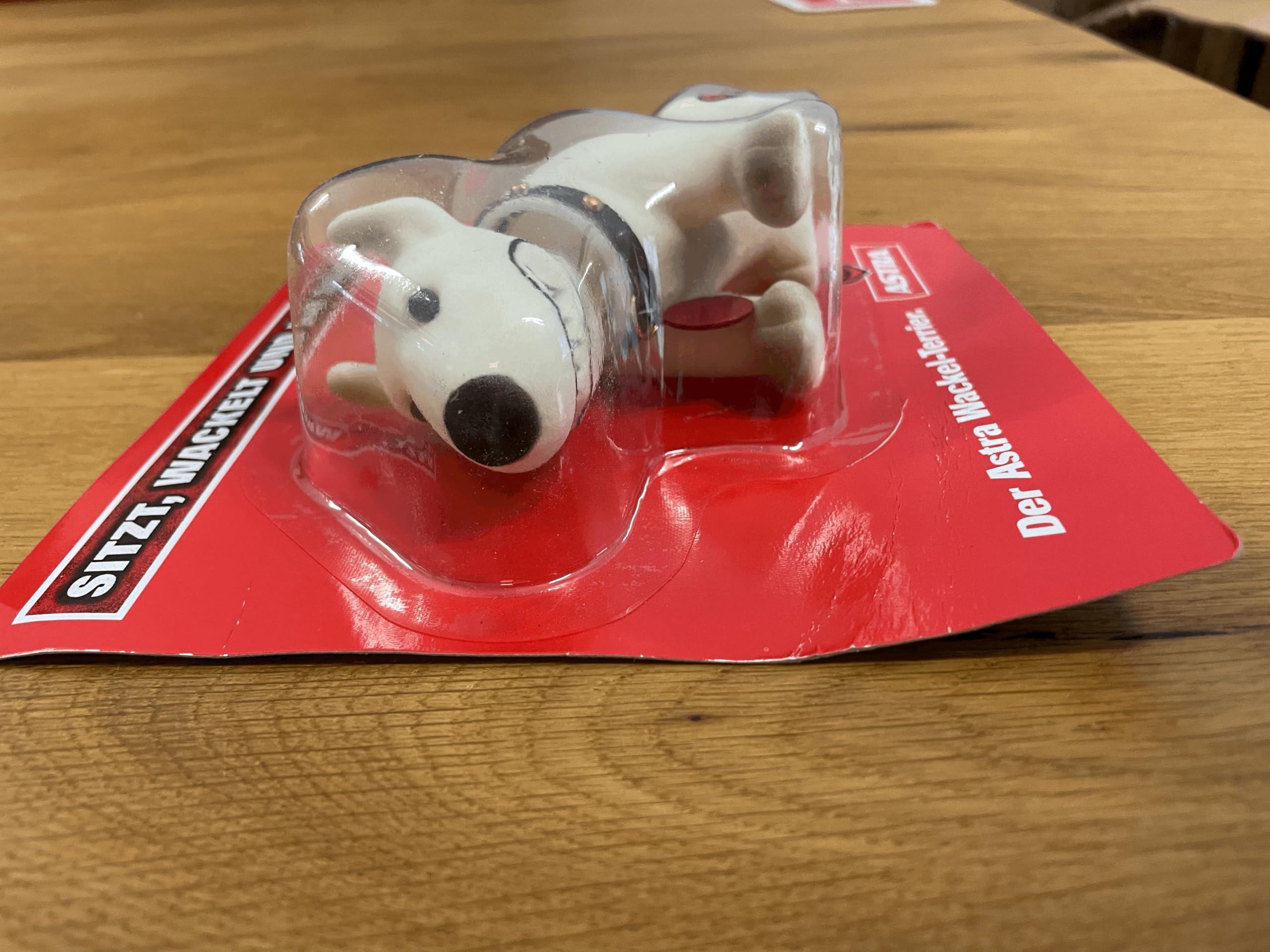 astra-wackel-bulli-bullterrier-figur-mit-wackelkopf-10-x-14-x-5-cm image 3