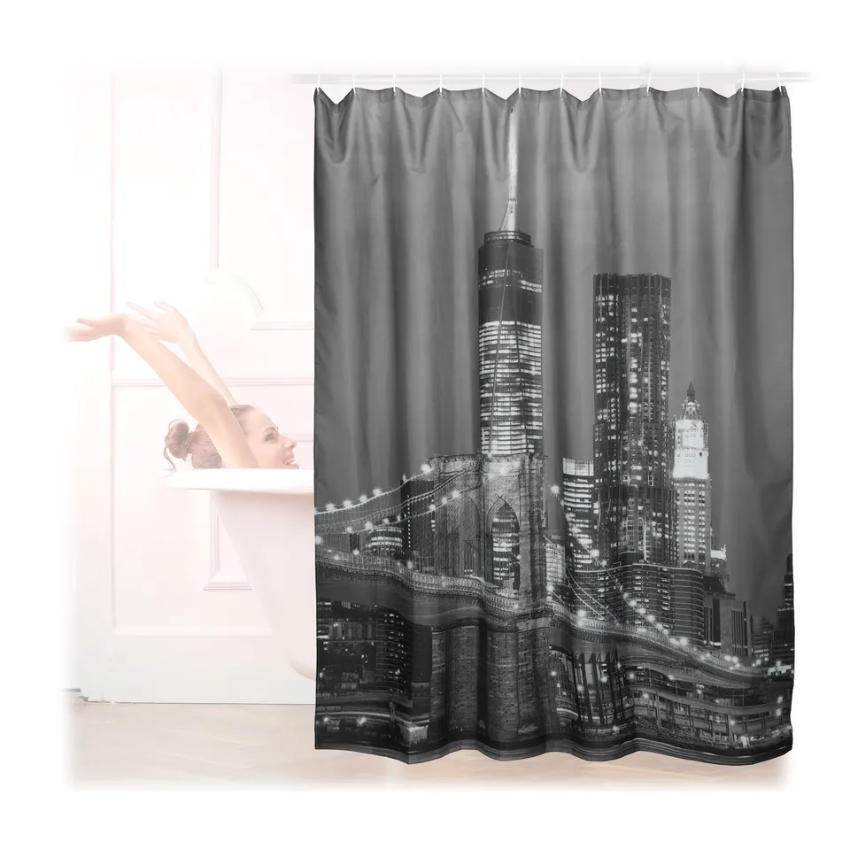 relaxdays-duschvorhang-new-york-180x180-cm-schwarz-wei image 1