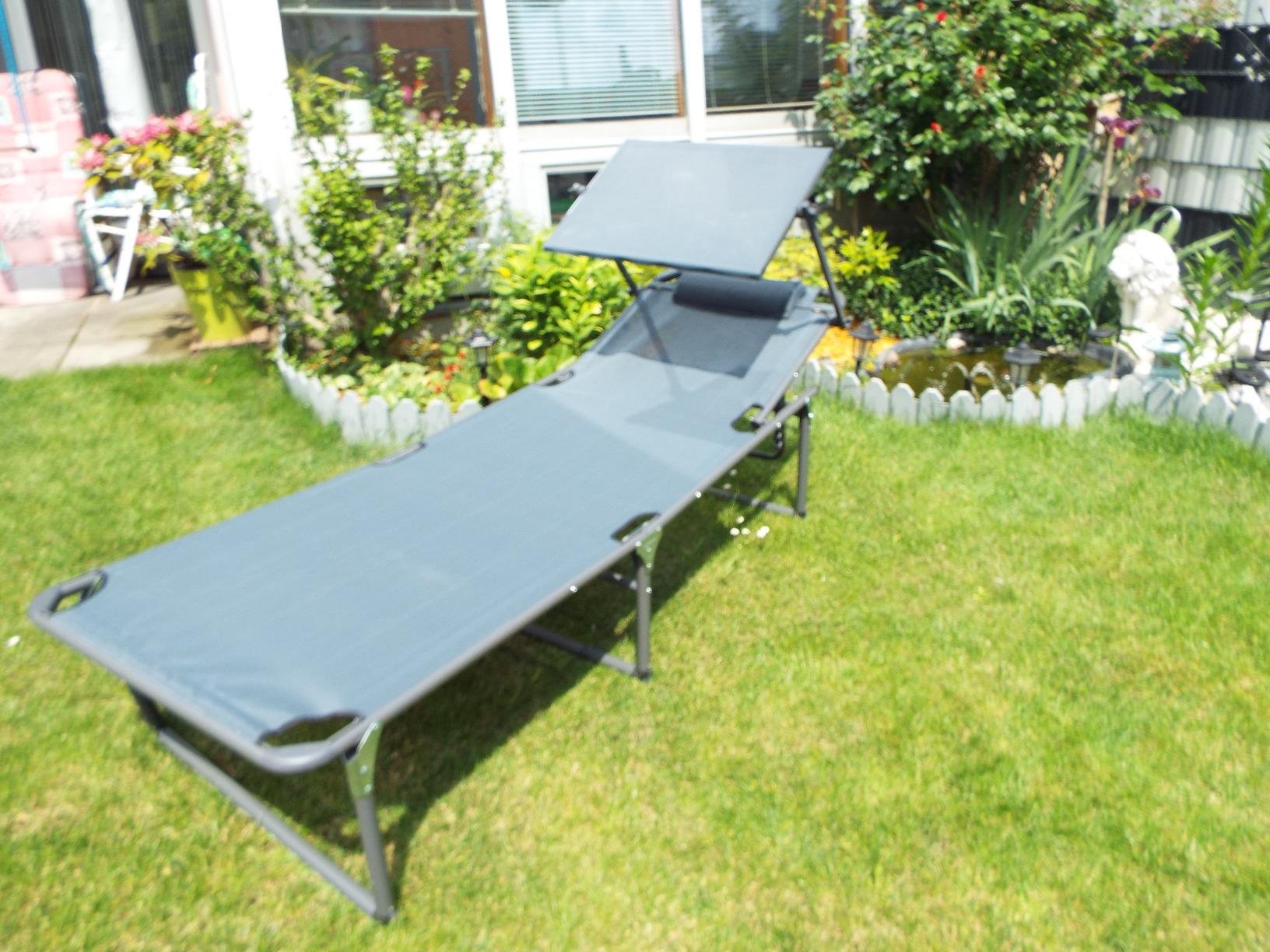 Praktisch mit Sonnenschutz