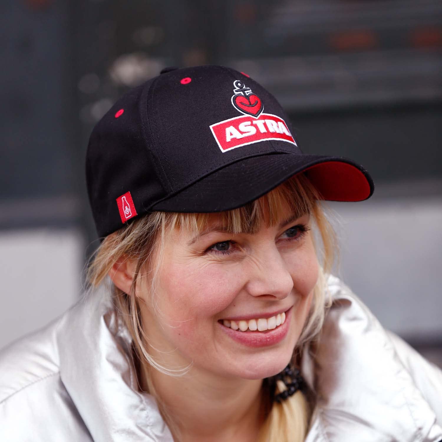 astra-basecap-snapback-cap-mit-logo-stickerei-verstellbar image 3