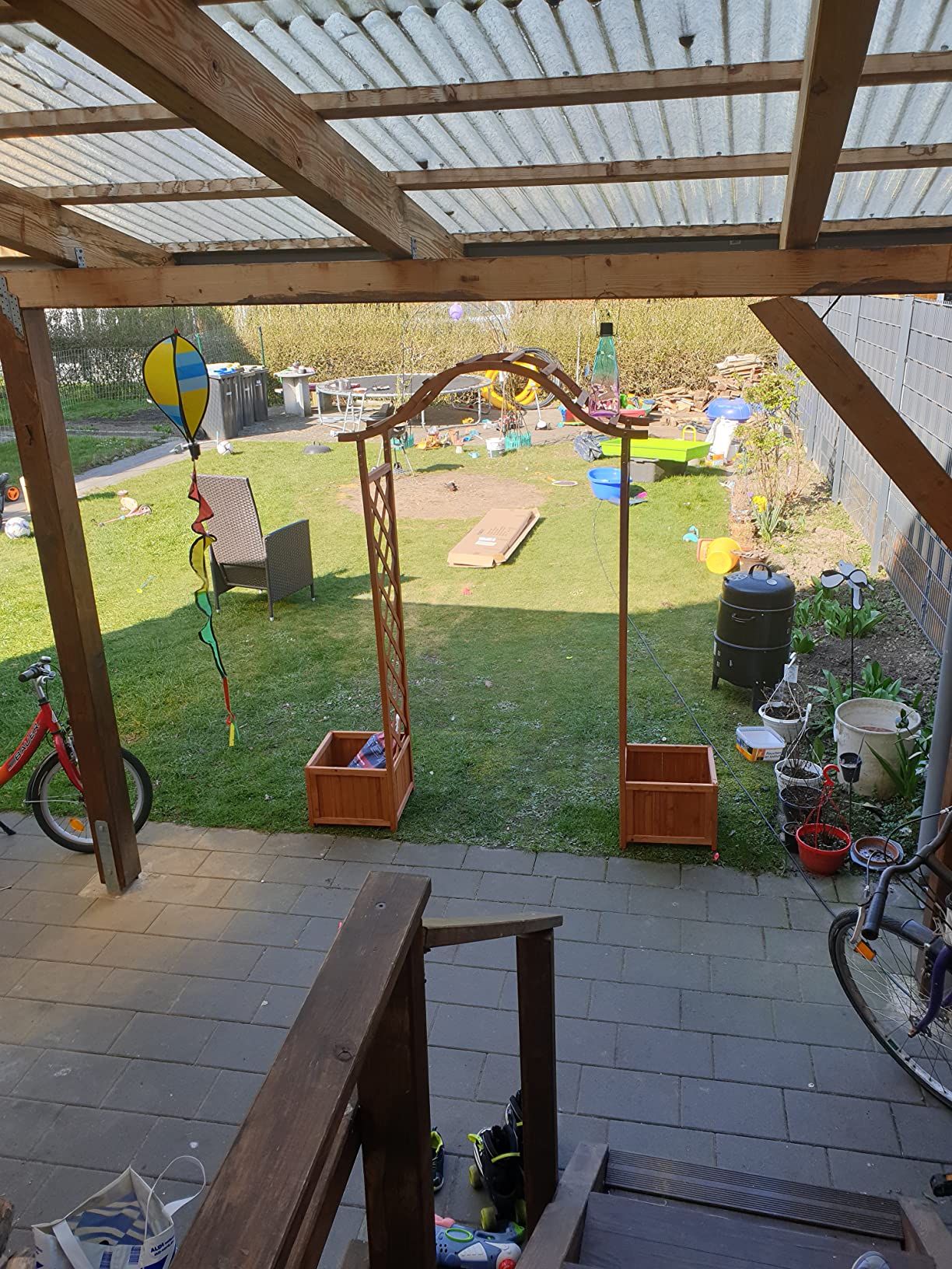 Wunderschöner Eingang zum Garten