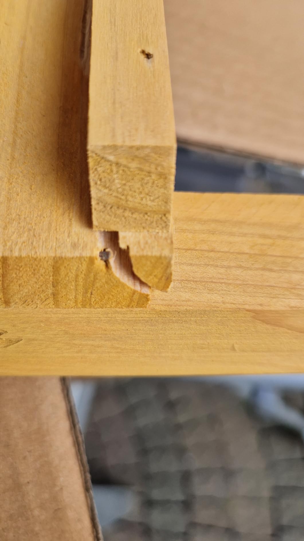 Deko ok, Holz dünn