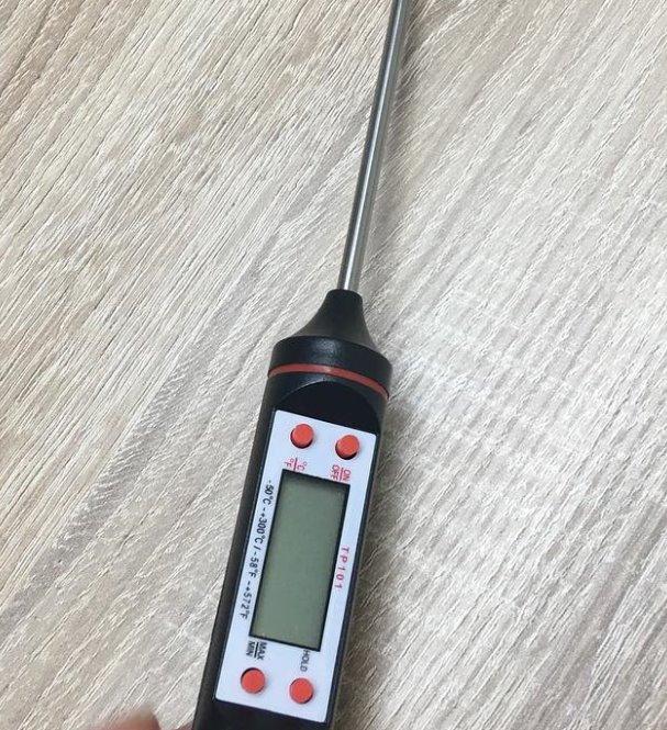 Kleiner Helfer in der Küche