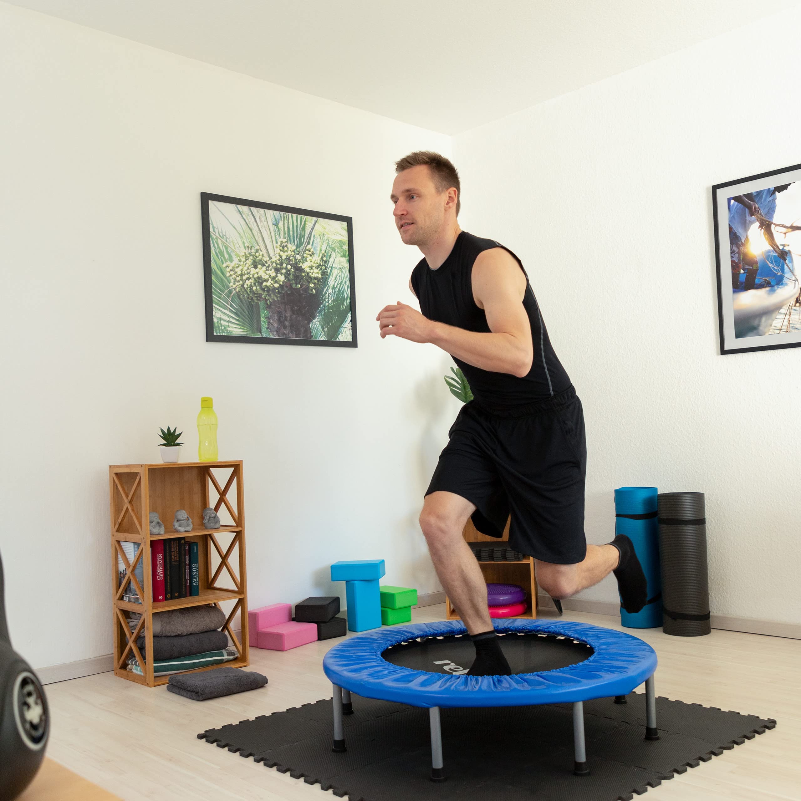 relaxdays-trampolin-faltbar-indoor-fitness-95-x-95-cm-bis-100-kg-blau-schwarz image 3