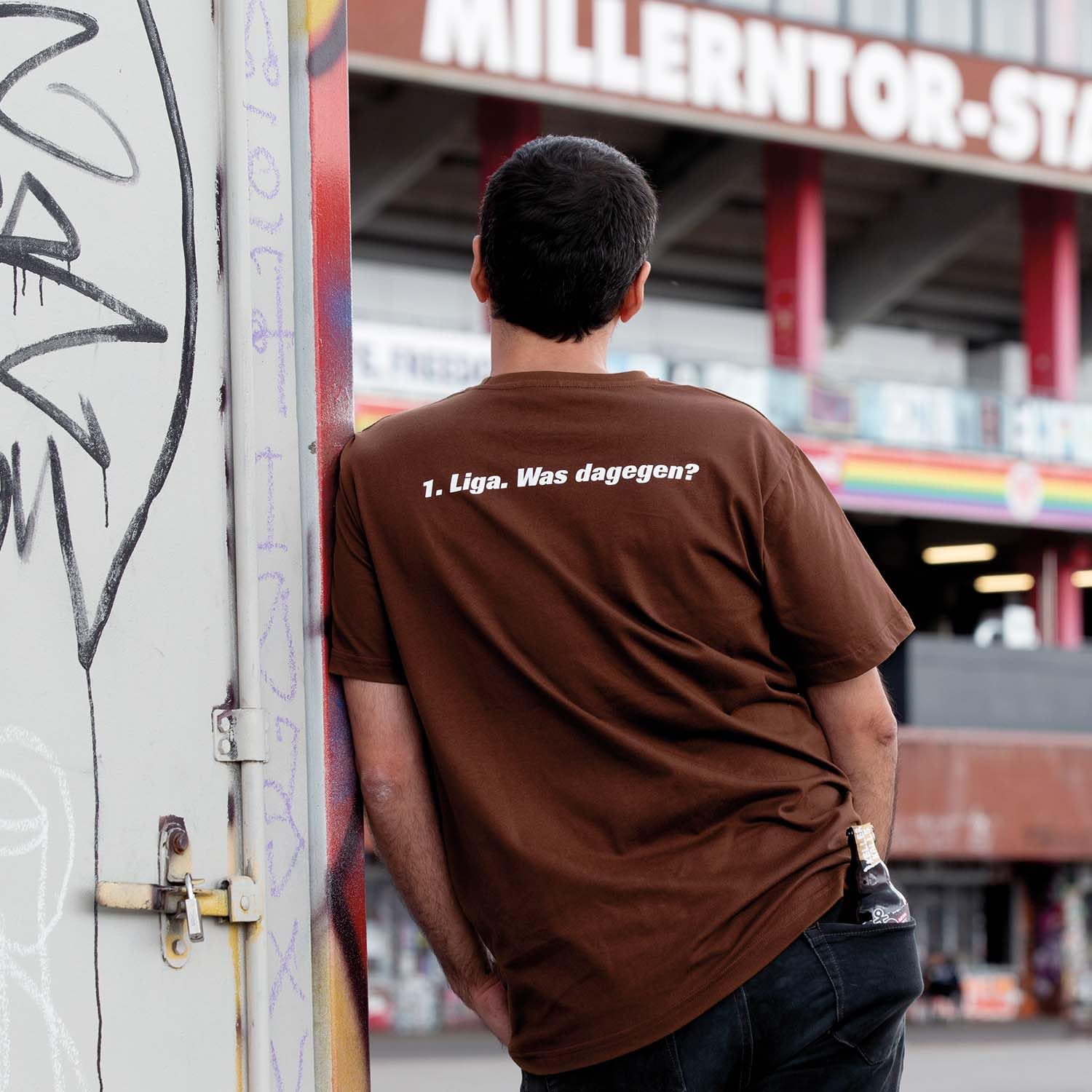 astra-fc-st-pauli-1-liga-aufsteiger-t-shirt-2024-100-baumwolle-braun image 6