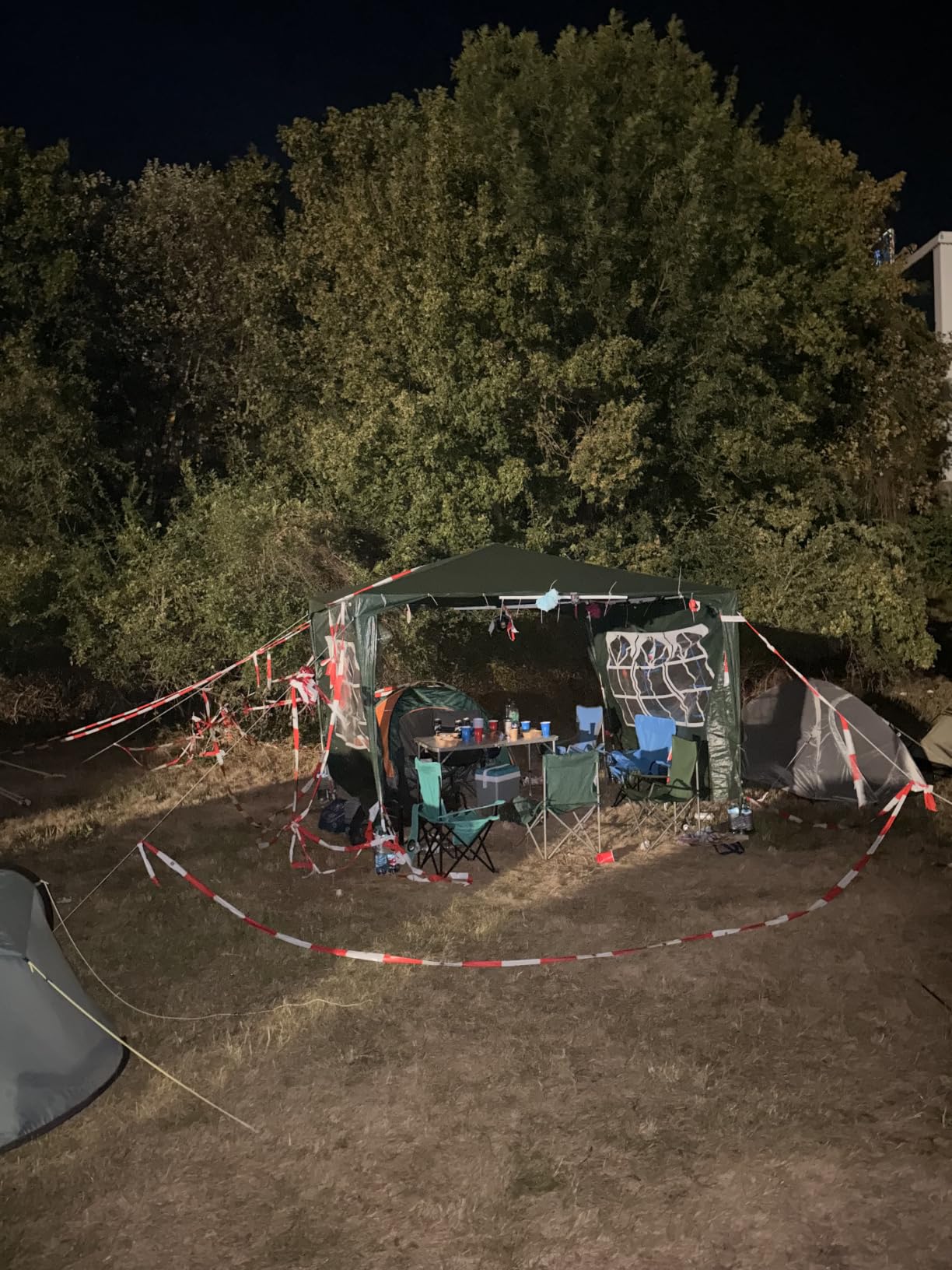 Steht stabil
