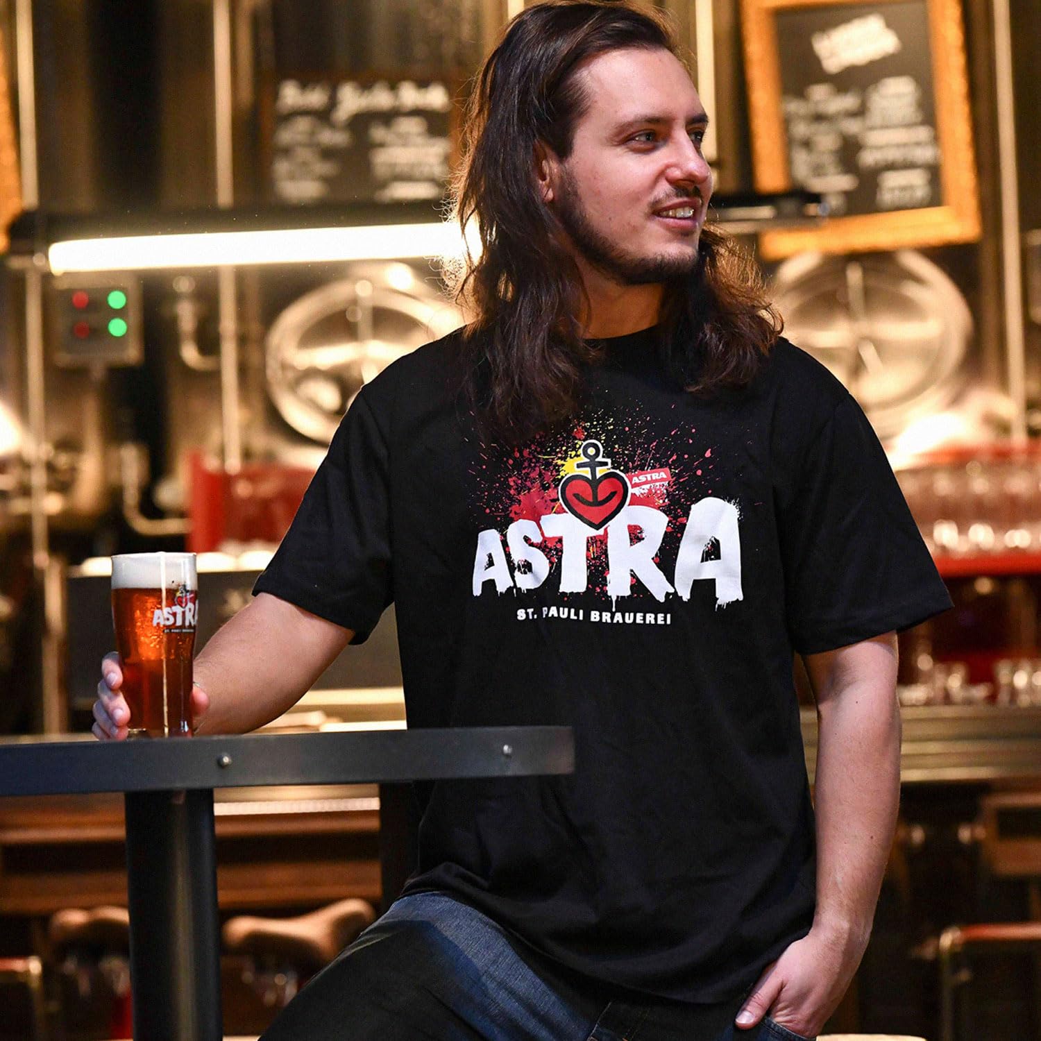astra-st-pauli-brauerei-herren-t-shirt-schwarz image 3