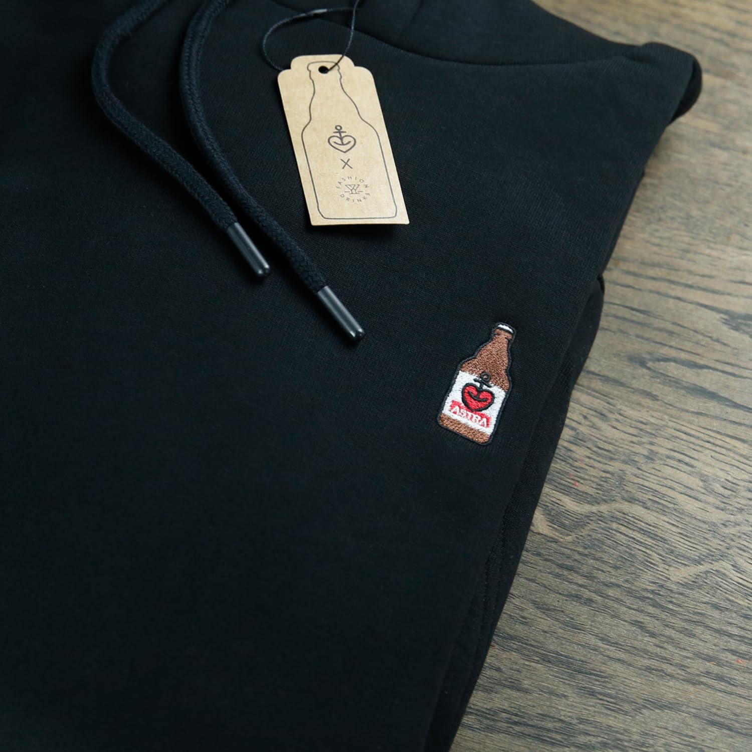 astra-x-fashion-drinks-hoodie-unisex-100-bio-baumwolle-schwarz image 7