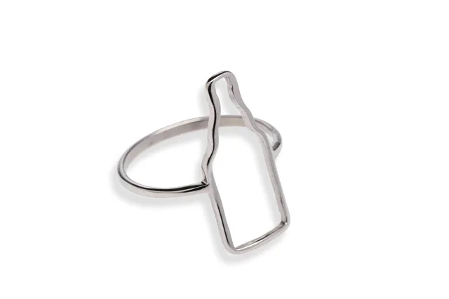 astra-knolle-damen-ring-aus-edelstahl-finger-schmuck-st-pauli-geschenk image 1