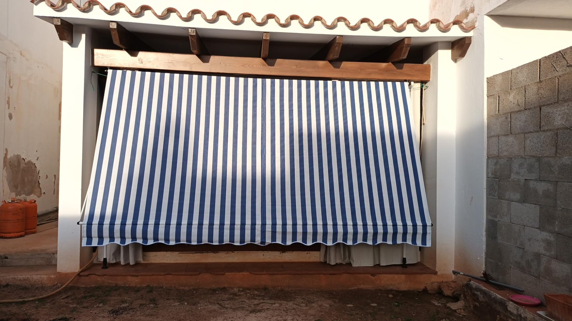 Riesiger Schatten für die Terrasse