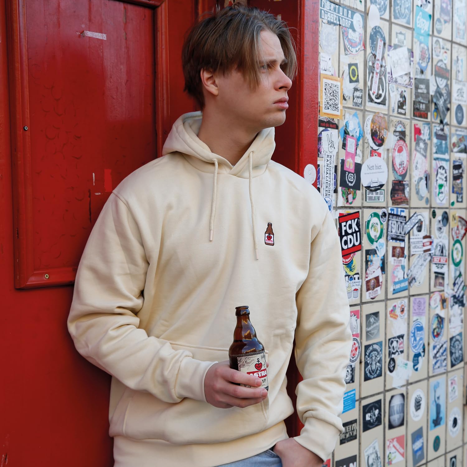 astra-x-fashion-drinks-hoodie-unisex-bio-baumwolle-sand image 5