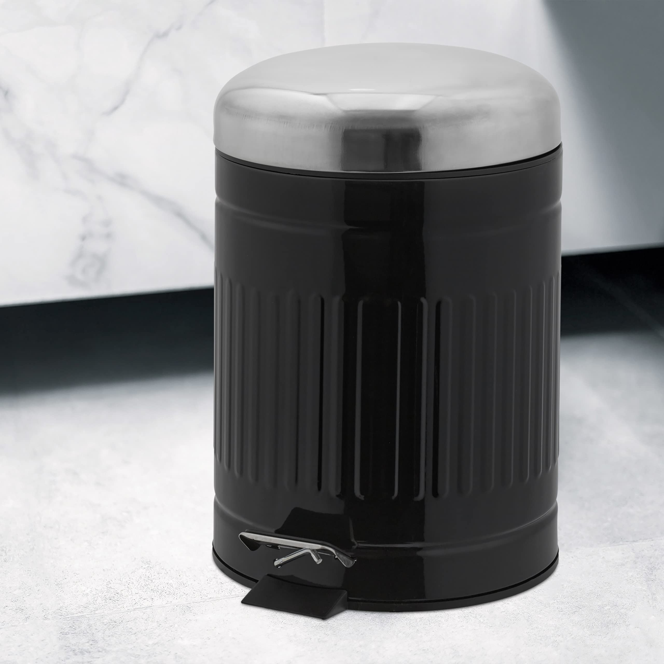 relaxdays-kosmetikeimer-5-liter-treteimer-schwarz-metall-30-x-20-5-x-25-cm image 2