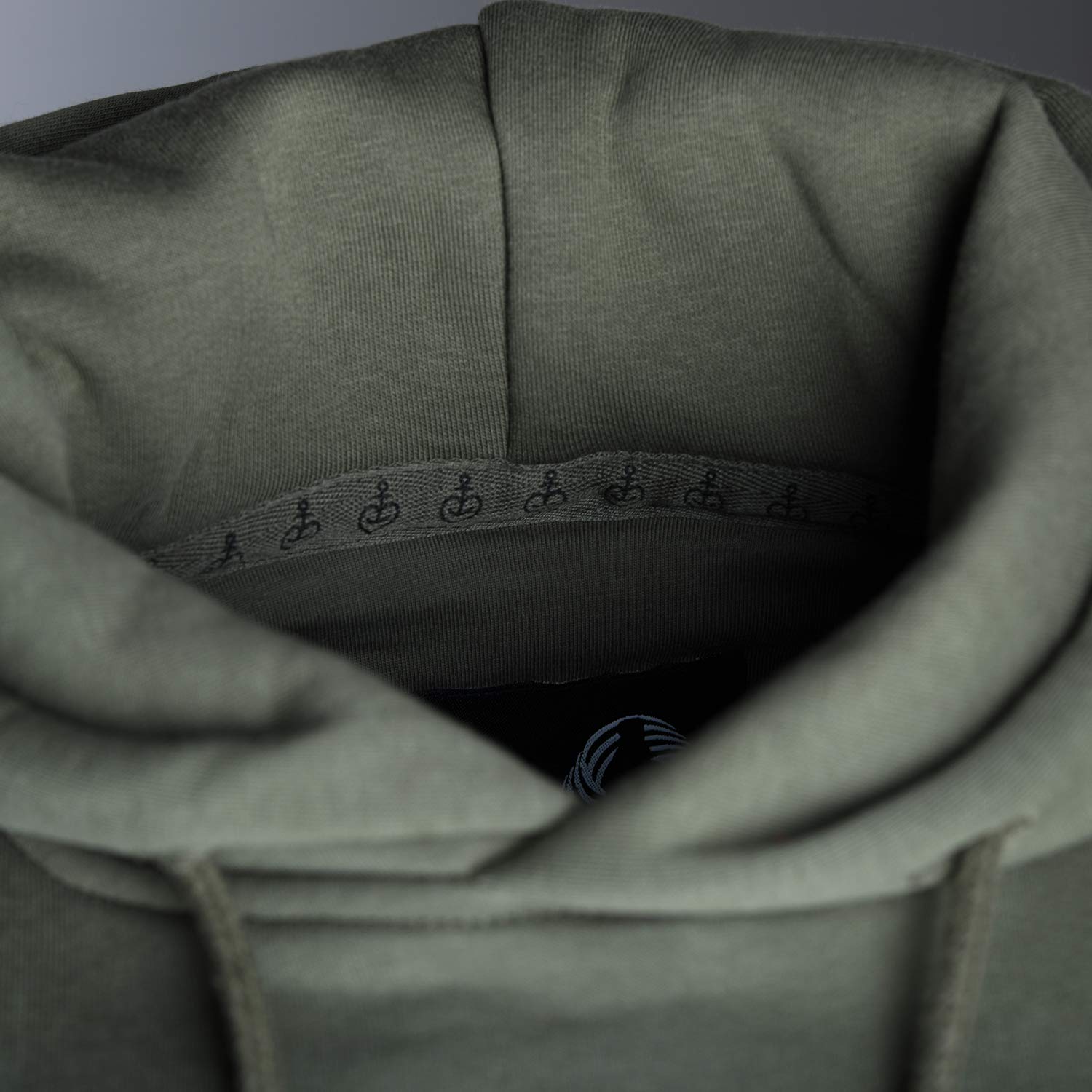 astra-hoodie-herzanker-unisex-oliv-kapuzenpullover-st-pauli image 6
