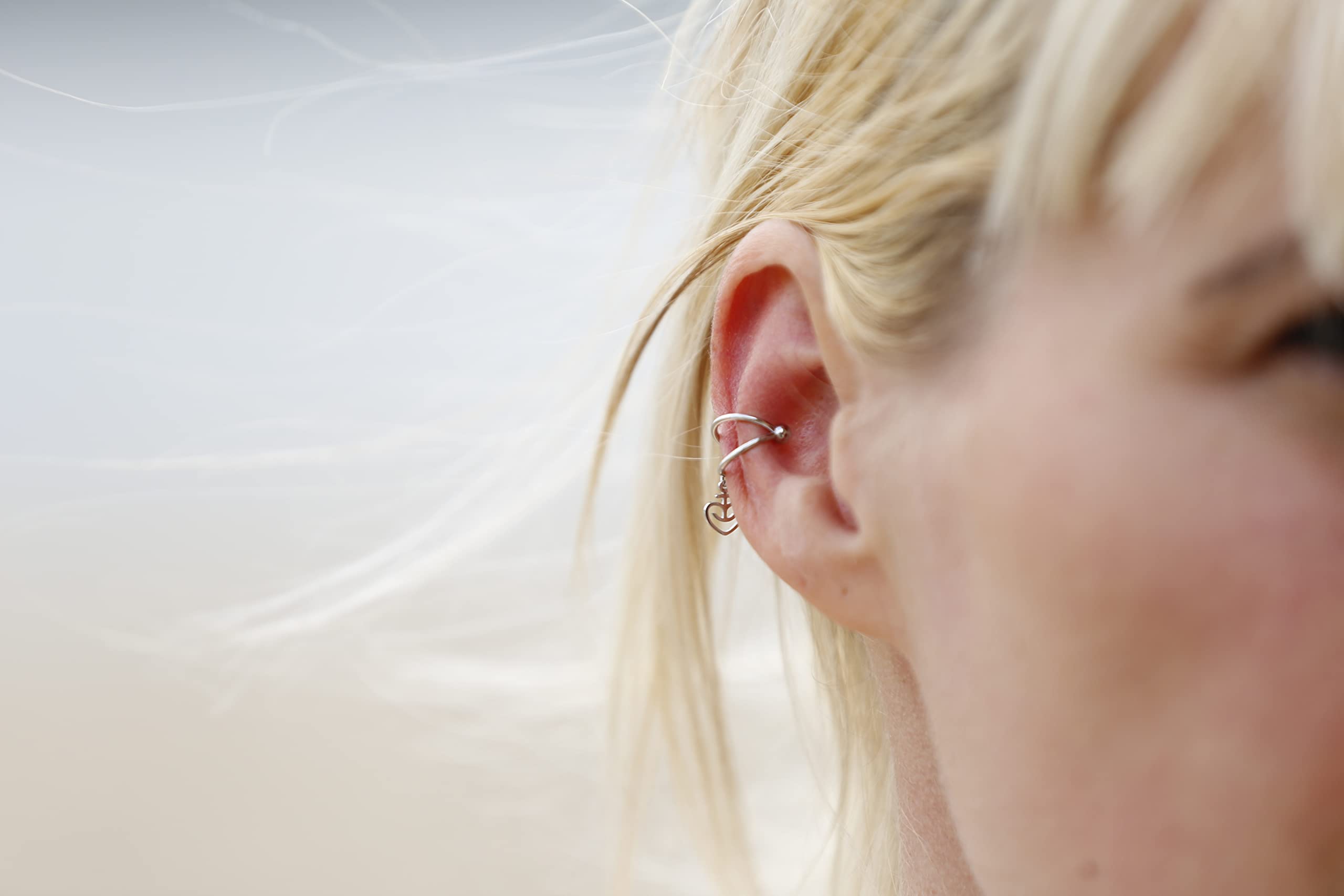 astra-two-rings-ear-cuff-ohrklemme-herzanker-edelstahl-poliert-1-st-ck image 4