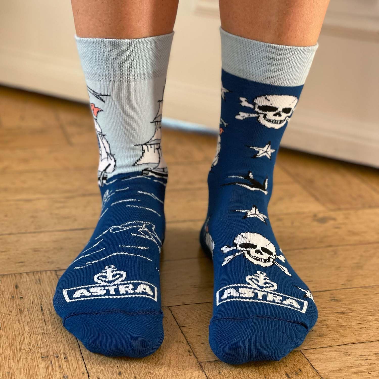 astra-socken-mismatch-blau-mit-seemanns-motiven-f-r-damen-herren image 4
