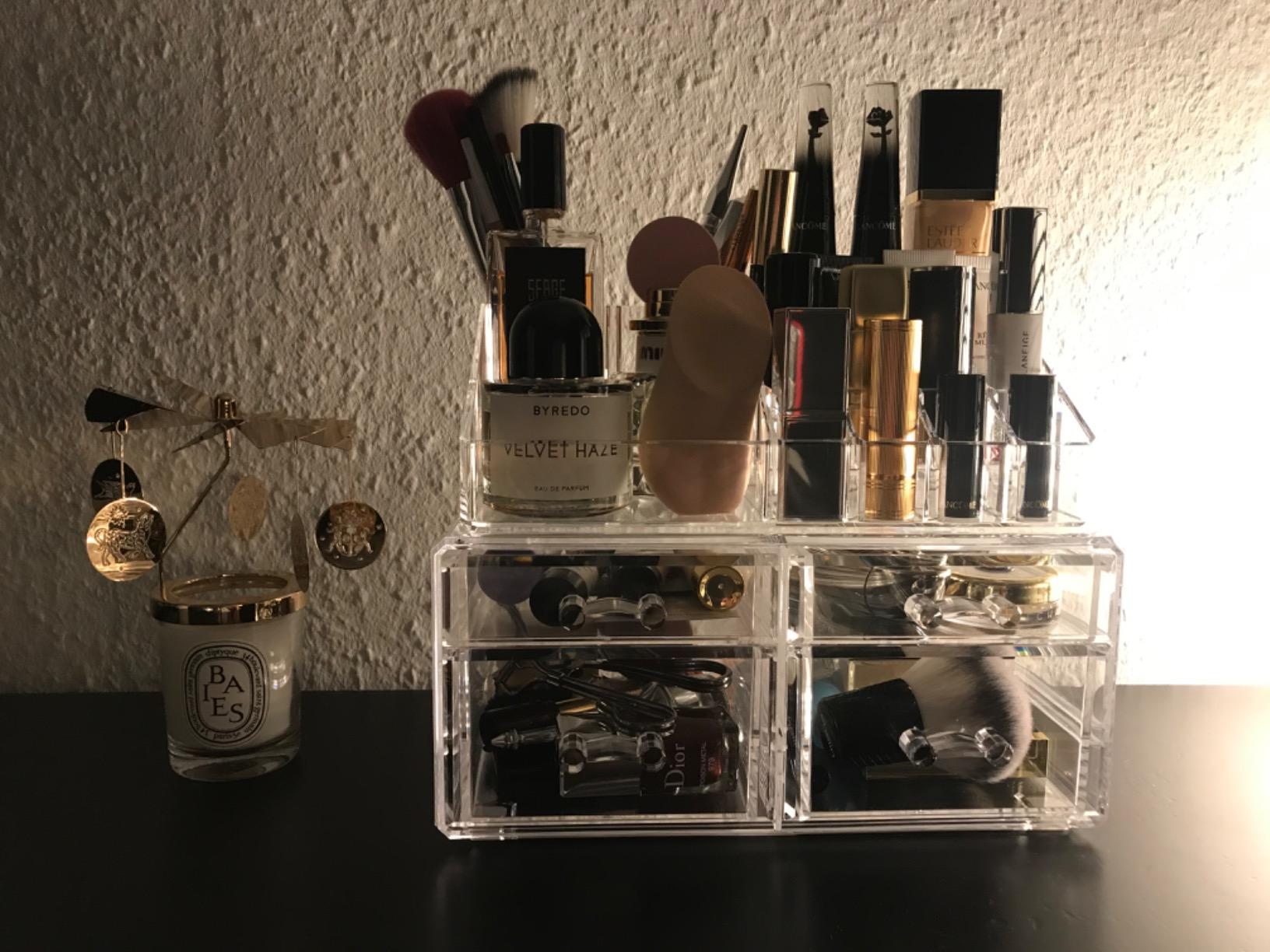 Super für Schmuck und Make-up