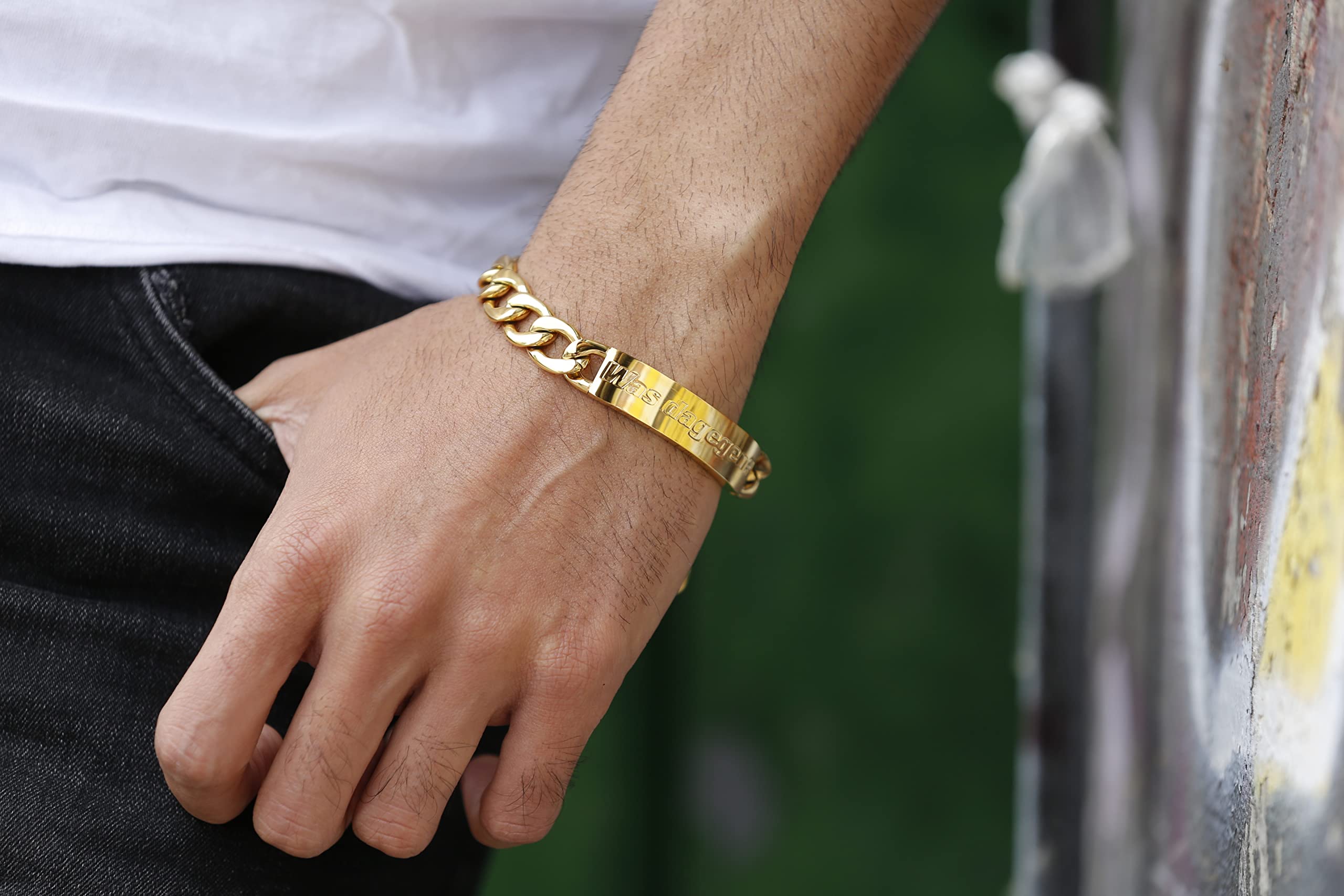 astra-armband-gold-aus-edelstahl-21-cm-gliederkette-12-mm-mit-plakette image 3