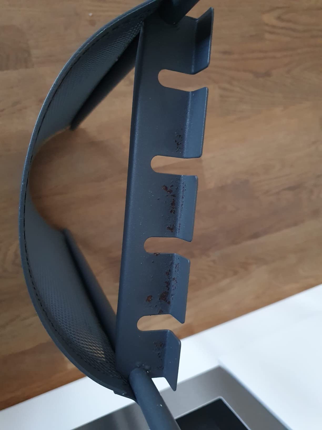 Sieht super aus neben unserem Ofen