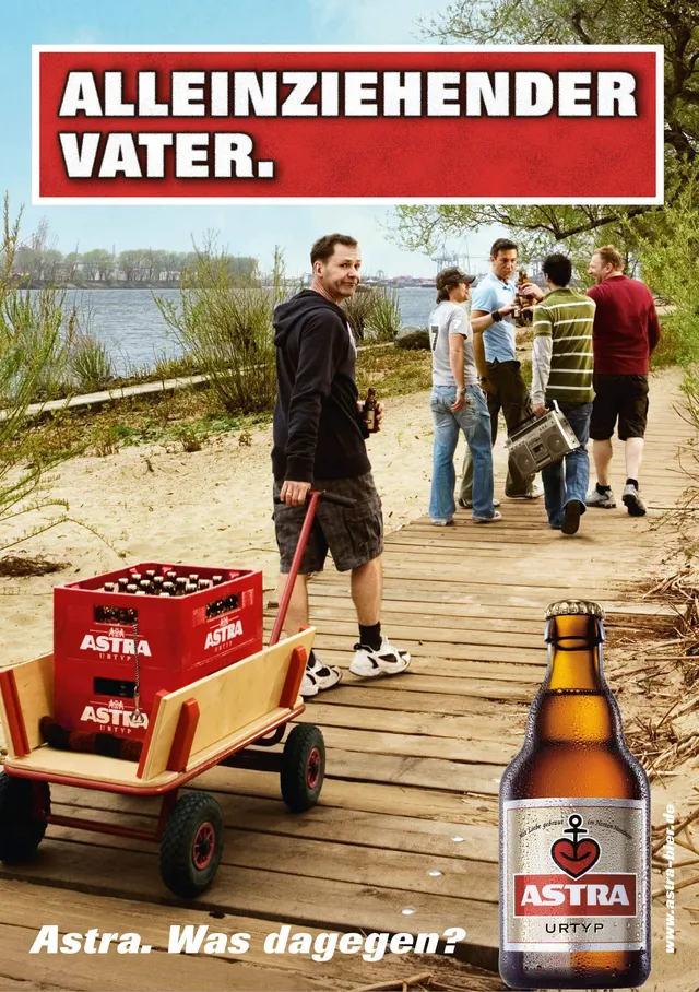 astra-bier-poster-din-a1-alleinziehender-vater-59-4x84-1-cm image 1