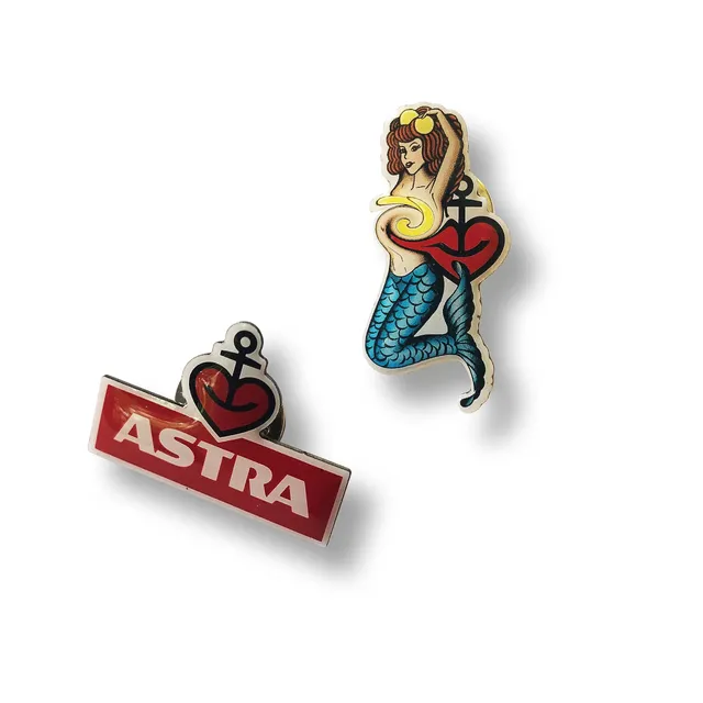 astra-metall-anstecker-pin-2er-set-meerjungfrau-st-pauli image 1