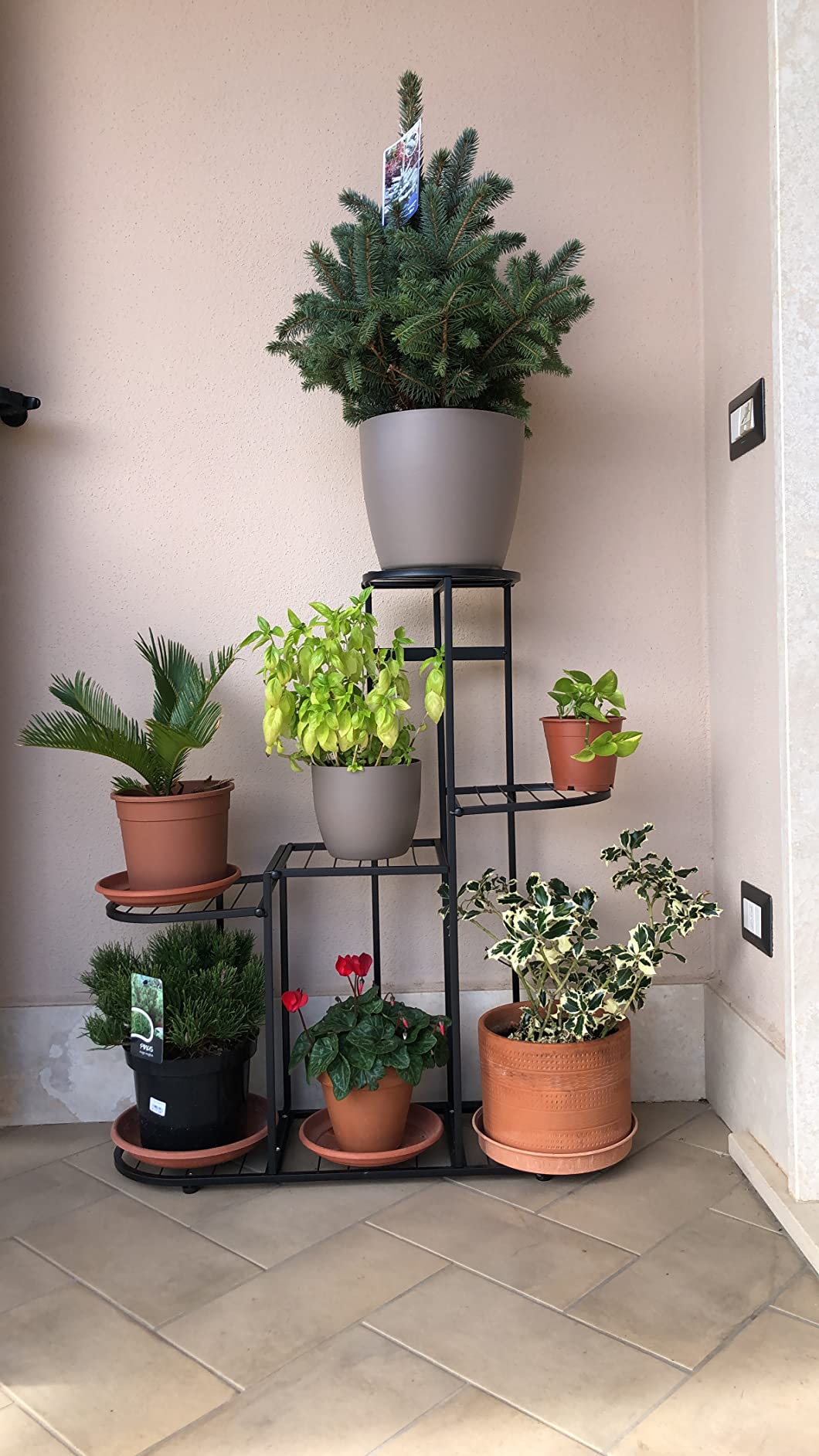 Balkon sieht gleich viel voller aus
